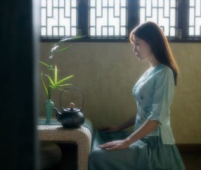 怀孕初期会有褐色的血（怀孕初期会流褐色）