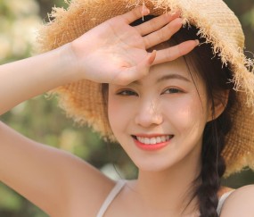 怀孕初期拉红色的尿（孕早期尿红色的尿）